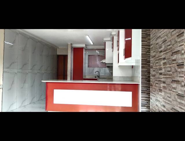2 BEDROOM FLAT FOR SALE IN BLUFF